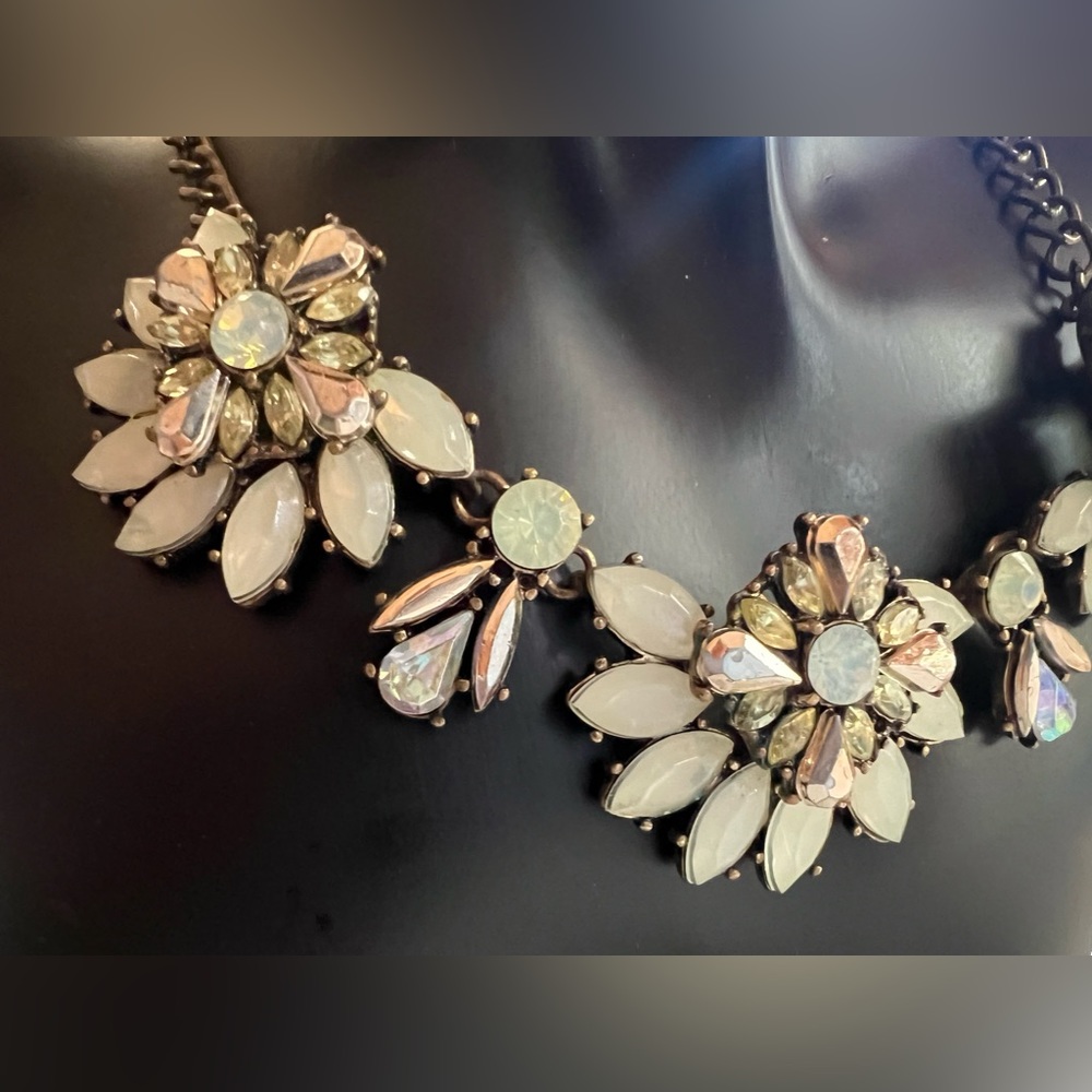 📿 Statement Necklace ⛓️ - Picture 3 of 3